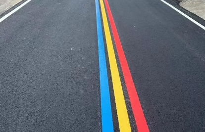 西安学校道路划线专业施工，筑牢校园交通防线