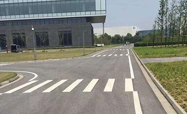 告别厂区划线烦恼！专业施工团队包工包料，全程无忧更省心